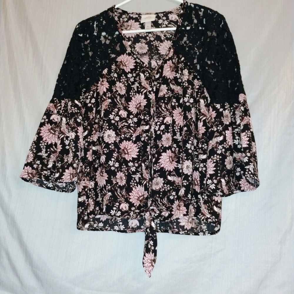 XS Knox Rose Black and Pink Floral Blouse